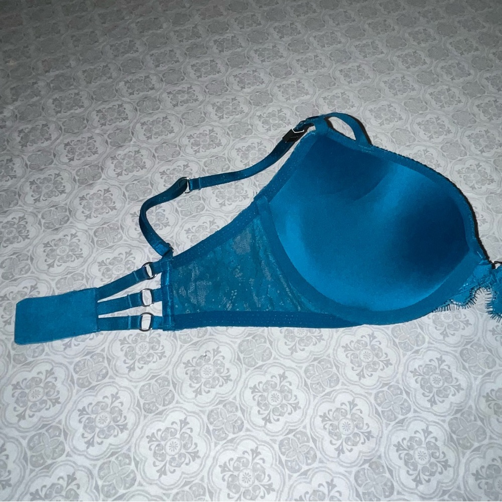 NEW Victoria Secret Very Sexy Collection Push Up Pigeonnant Bra Size 32DD - Picture 4 of 9
